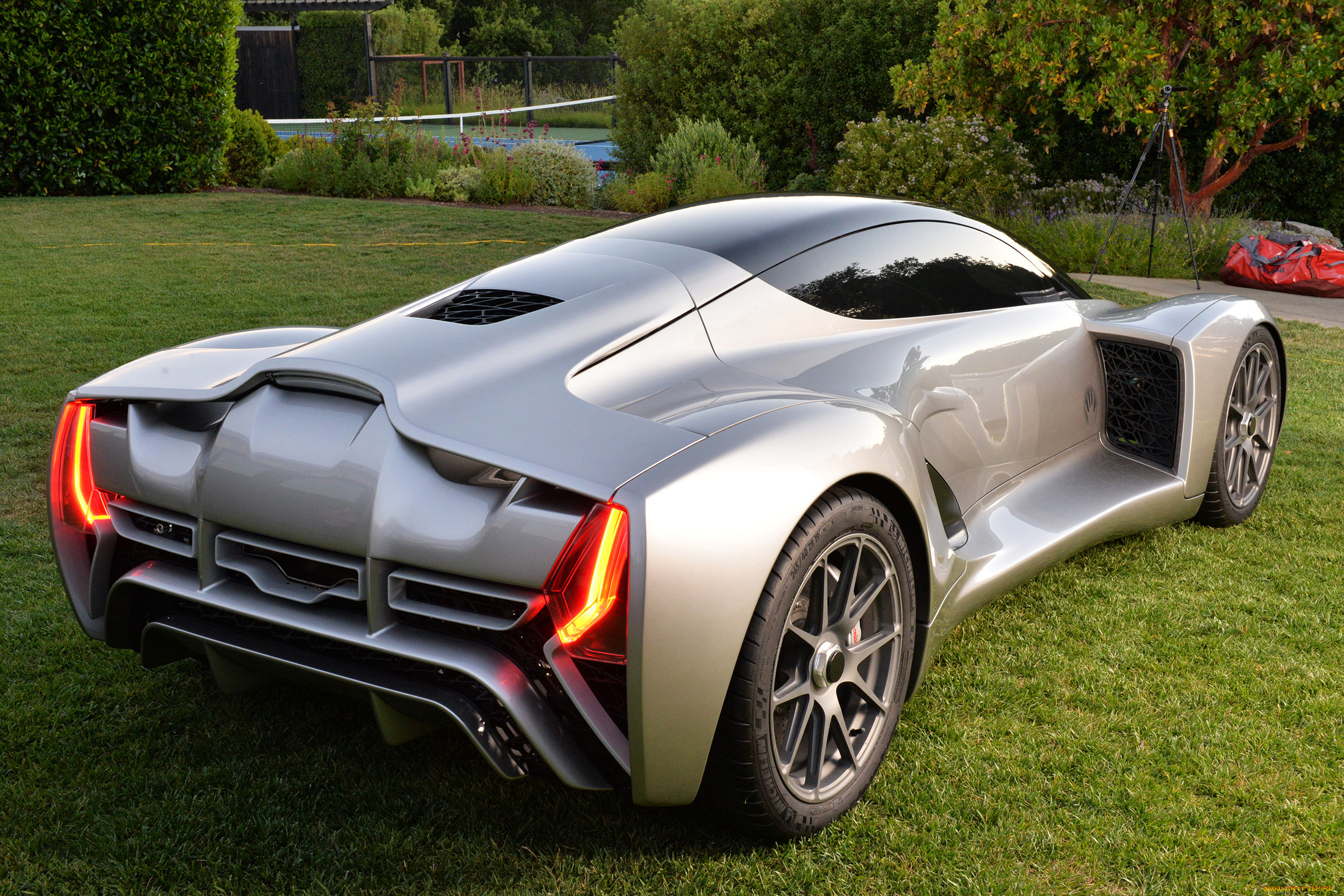 dm blade is a 700 hp supercar with 3d printed, , -unsort, dm, blade, is, a, 700, hp, supercar, with, 3d, printed
